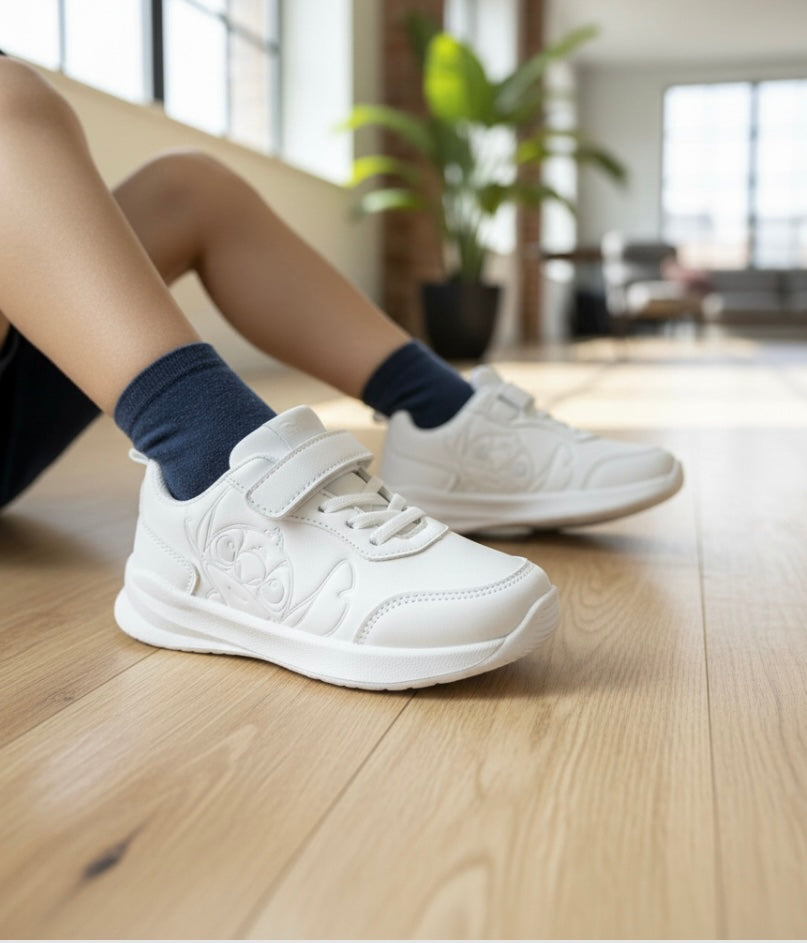 Zapatilla escolar stitch